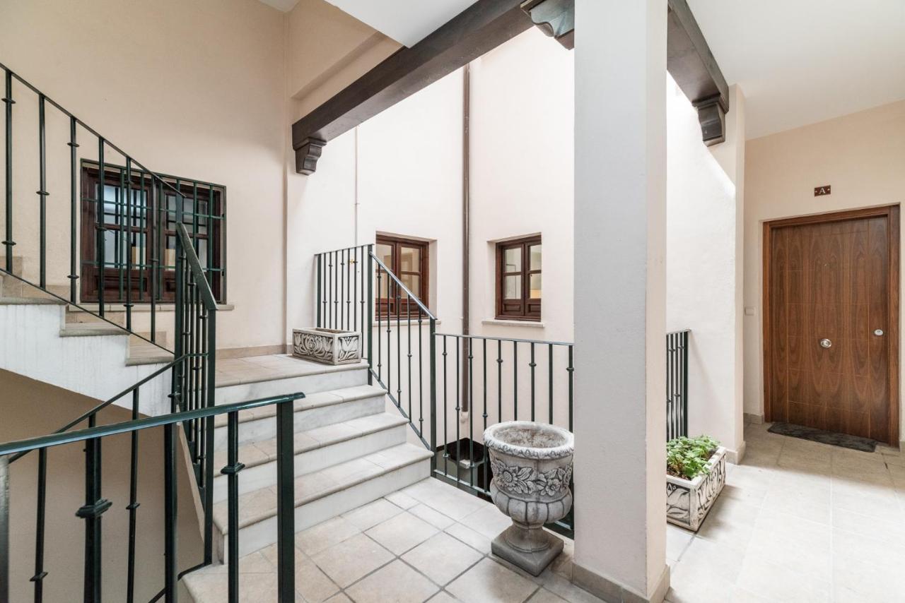 Modern Cozy Flat In Granada'S City Centre 1 Экстерьер фото